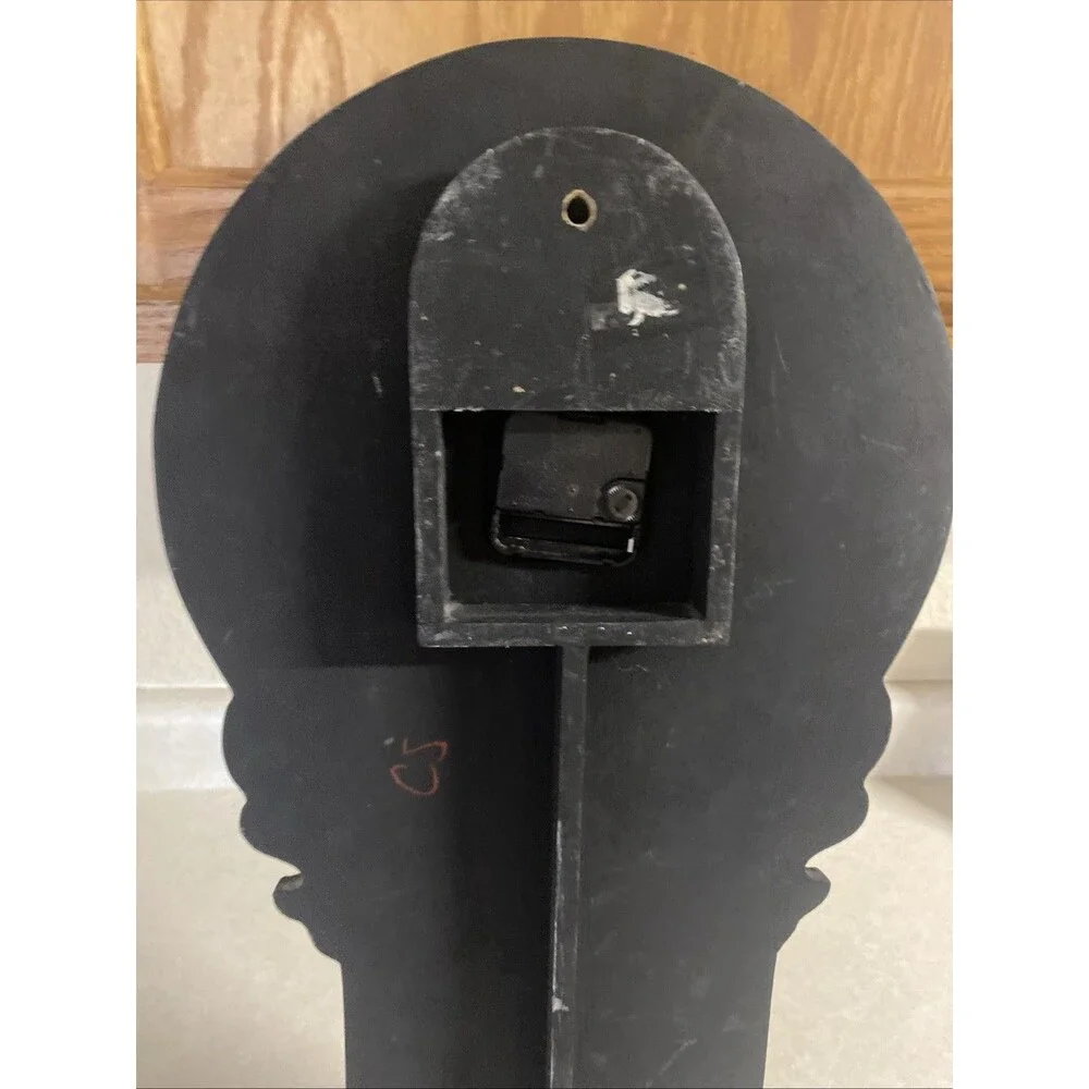 Vintage John Davis Windsor Tavern Style Bar Clock